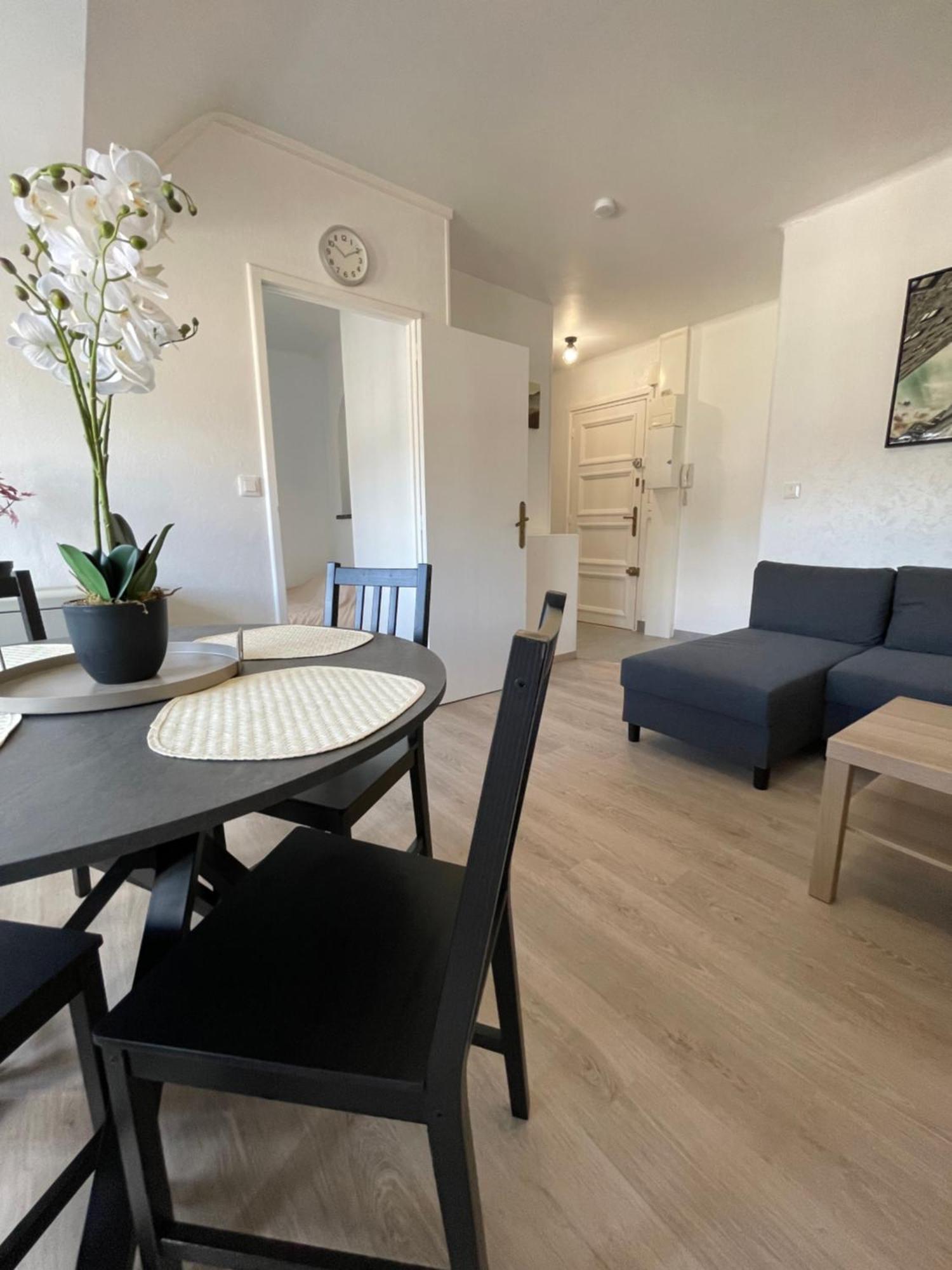 Appartement Renove Tout Equipe, Centre Ville, Proche De La Gare Et Commerce Flers  Eksteriør billede