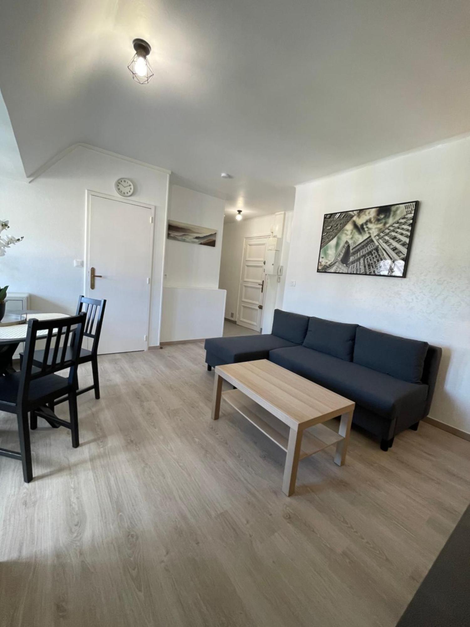 Appartement Renove Tout Equipe, Centre Ville, Proche De La Gare Et Commerce Flers  Eksteriør billede